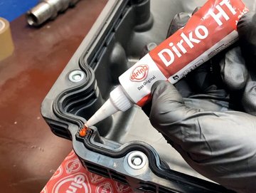 Pâte à joint moteur Dirko, un incontournable pour étancher des carters